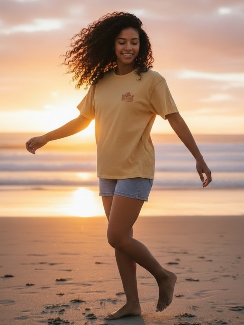 Rip Curl soft Yellow Short Sleeve Tee size Medium, beach, 90s, festival, holiday